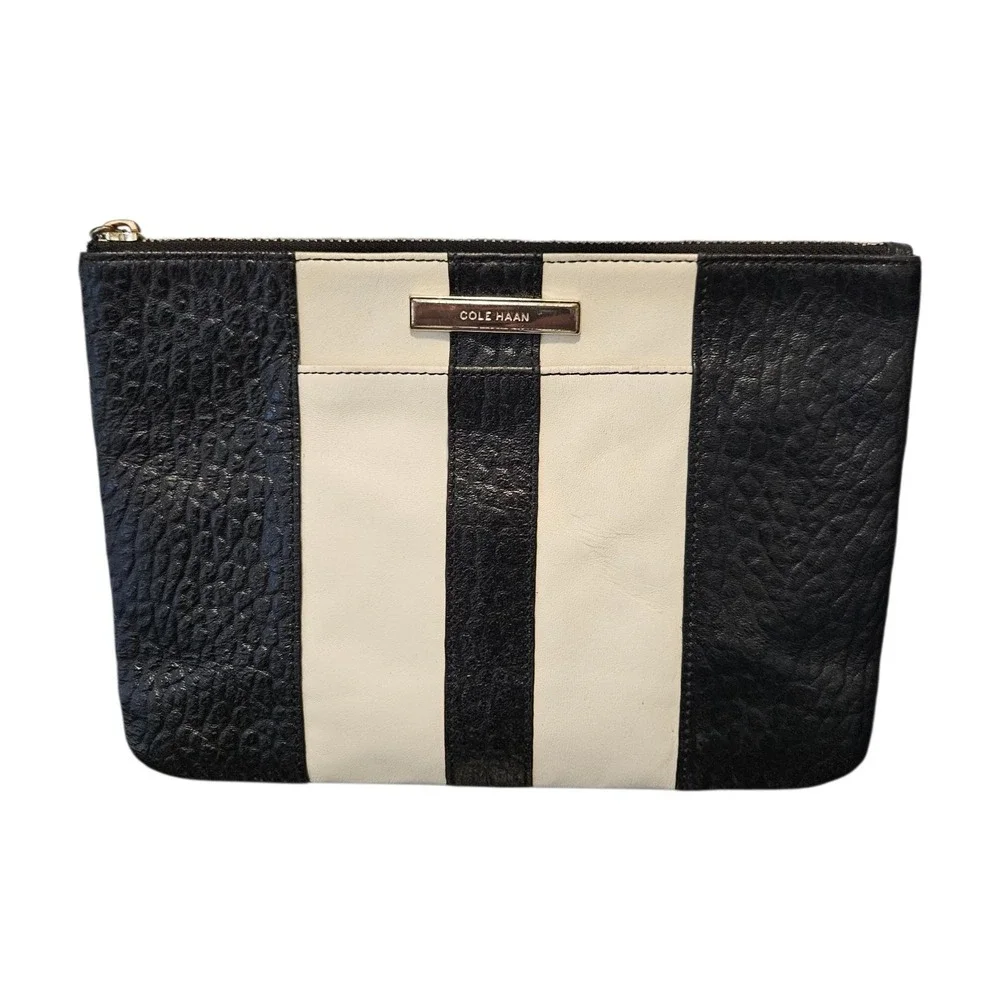 COLE HAAN Pouch Clutch Wallet Black/White Pebble Leather Cosmetic MakeUp Bag